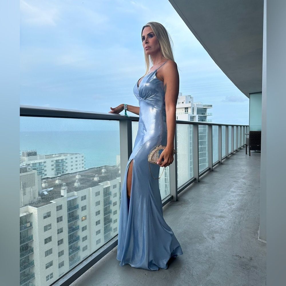 Metallic Foil Gown - Picture 5 of 5